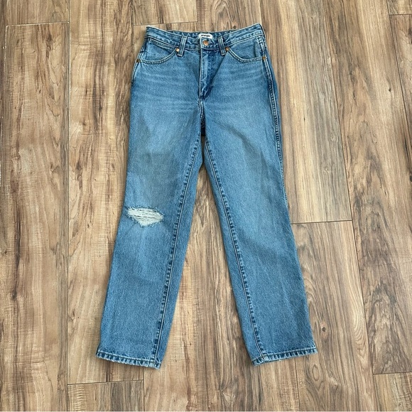 Wrangler Wild West Distressed Women's High Rise Straight Crop Jeans • S: 25x28 - Picture 6 of 9